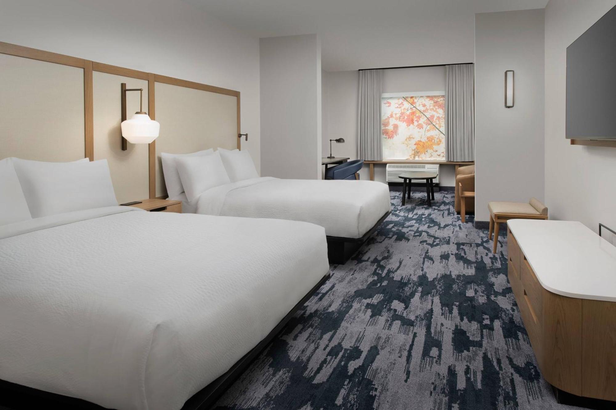 Fairfield & By Marriott Santa Rosa